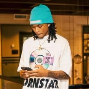 Akee Savv Headshot 2 of 3