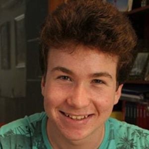 AL3XEITOR Headshot