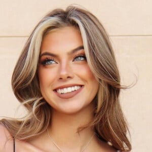 alannanikolee - Age, Family, Bio | Famous Birthdays
