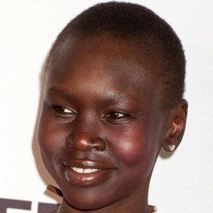 Alek Wek Headshot 5 of 9