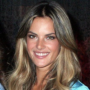 Alessandra Ambrósio - Biografia, Últimas Notícias, Curiosidades, Idade e  muito mais!