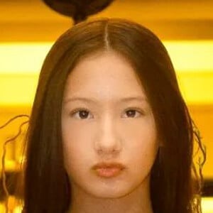 Alessandra Liu Headshot 16 of 16
