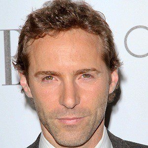 Alessandro Nivola - Bio, Family, Trivia | Famous Birthdays