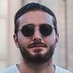 Alesso Headshot 7 of 9