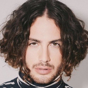 Álex Acero - Age, Family, Bio | Famous Birthdays