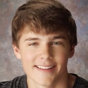 Alex Ernst - Age, Family, Bio | Famous Birthdays