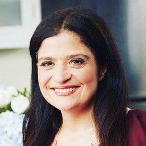 Alex Guarnaschelli Headshot 5 of 10