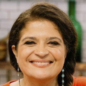 Alex Guarnaschelli Headshot 8 of 10