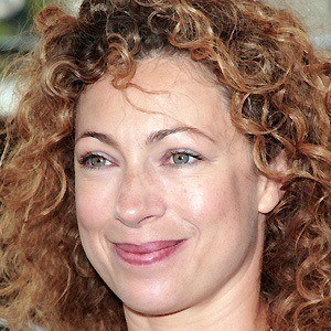 Alex Kingston Headshot 5 of 7