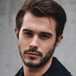 Alex Prange Headshot 5 of 6