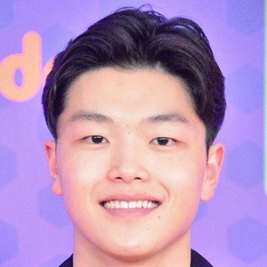 Alex Shibutani Headshot 8 of 8