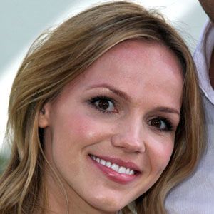 Alexa Havins - Bio, Family, Trivia | Famous Birthdays