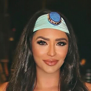 Alexa Kiana Headshot 3 of 5