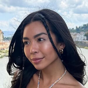 Alexa Santamaria Headshot 5 of 6