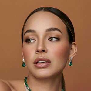 Alexandra Balarezo Headshot 4 of 9