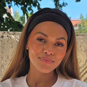 Alexandra Joner Headshot 3 of 4