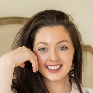 Alexandra Teasdale Headshot 2 of 6
