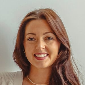 Alexandra Teasdale Headshot 4 of 6