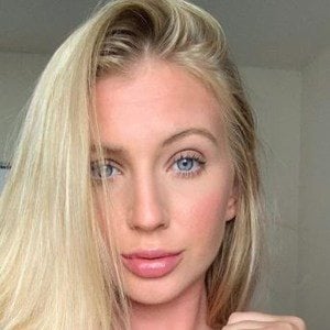 Alexis Clark - Age, Family, Bio | Famous Birthdays