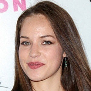 Alexis Knapp at age 26