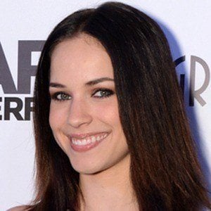 Alexis Knapp Headshot 10 of 10