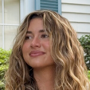 Alexis Mueller Headshot 3 of 3