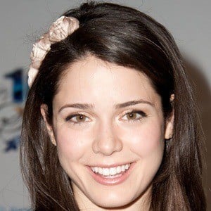 Ali Cobrin - Bio, Family, Trivia | Famous Birthdays
