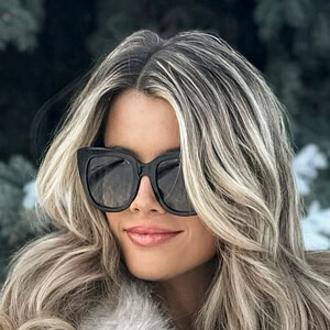 Ali Smith Headshot 2 of 3