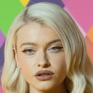 Alice Chater Headshot 10 of 10