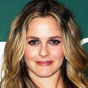 Alicia Silverstone at age 34