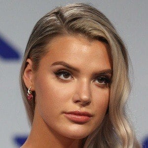 Alissa Violet at age 21