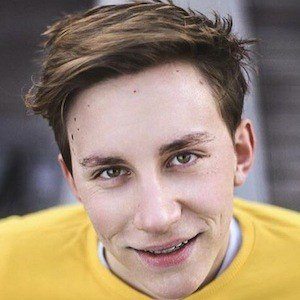 Alix Gavoille Headshot