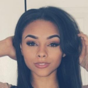 Alix Lapri Headshot 4 of 10