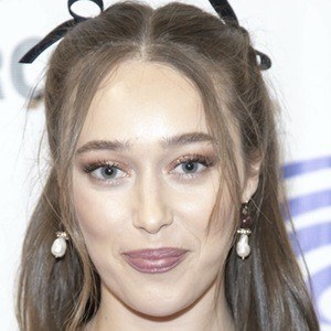 Alycia Debnam-Carey Headshot 5 of 9