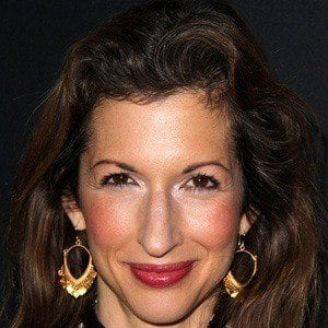 Alysia Reiner - Bio, Family, Trivia | Famous Birthdays