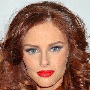 Alyssa Campanella - Bio, Family, Trivia | Famous Birthdays