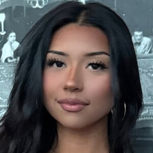 Alyssa Salazar Headshot 5 of 8