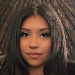 Alyssa Salazar Headshot 6 of 8