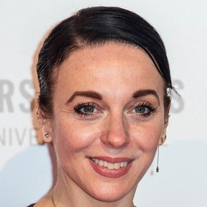 Amanda Abbington Headshot 8 of 9