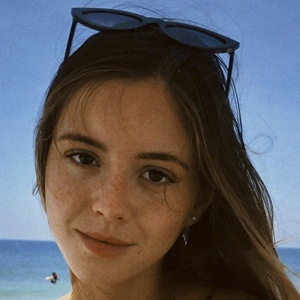 Amanda Araújo at age 18