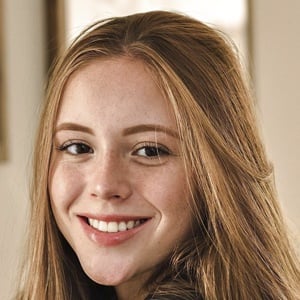 Amanda Araújo at age 17