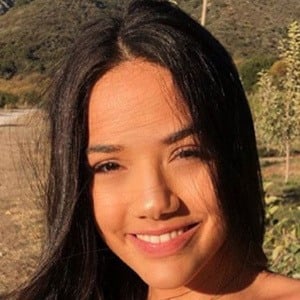 Amanda Lopez - Age, Family, Bio | Famous Birthdays