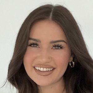 Amanda Peña Headshot