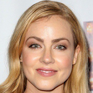 Amanda Schull Headshot 4 of 5