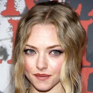 Amanda Seyfried Headshot 10 of 10