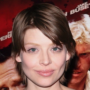 Amber Benson Headshot 9 of 9