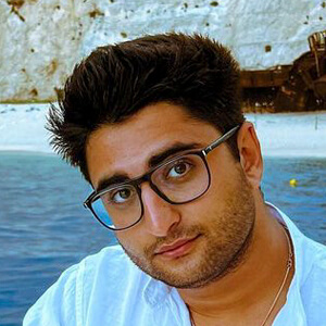 Amir Motaffaf Headshot 5 of 5