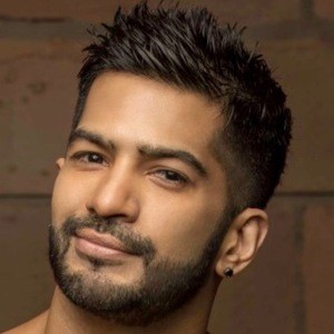 Amit Tandon Headshot 2 of 8