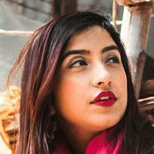 Amy Chhabra Headshot 7 of 13