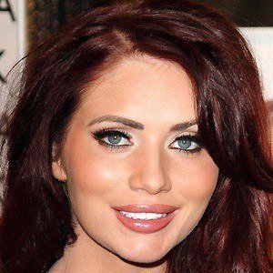 Amy Childs Headshot 5 of 10